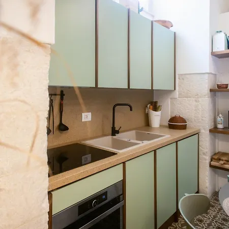 Dimora Brezza - - * Trani